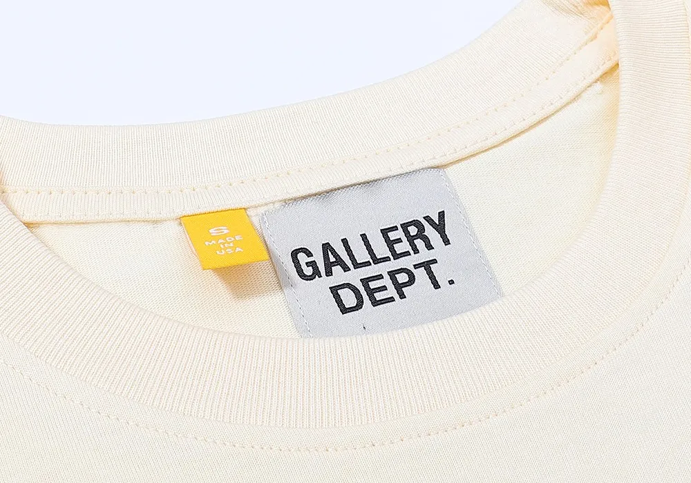 No. 6022, batch 104, niche beauty GALLERY DEPT painted car printing high street pure cotton double yarn short-sleeved T-shirt for men and women Color: black, apricot; Size: S M L XL